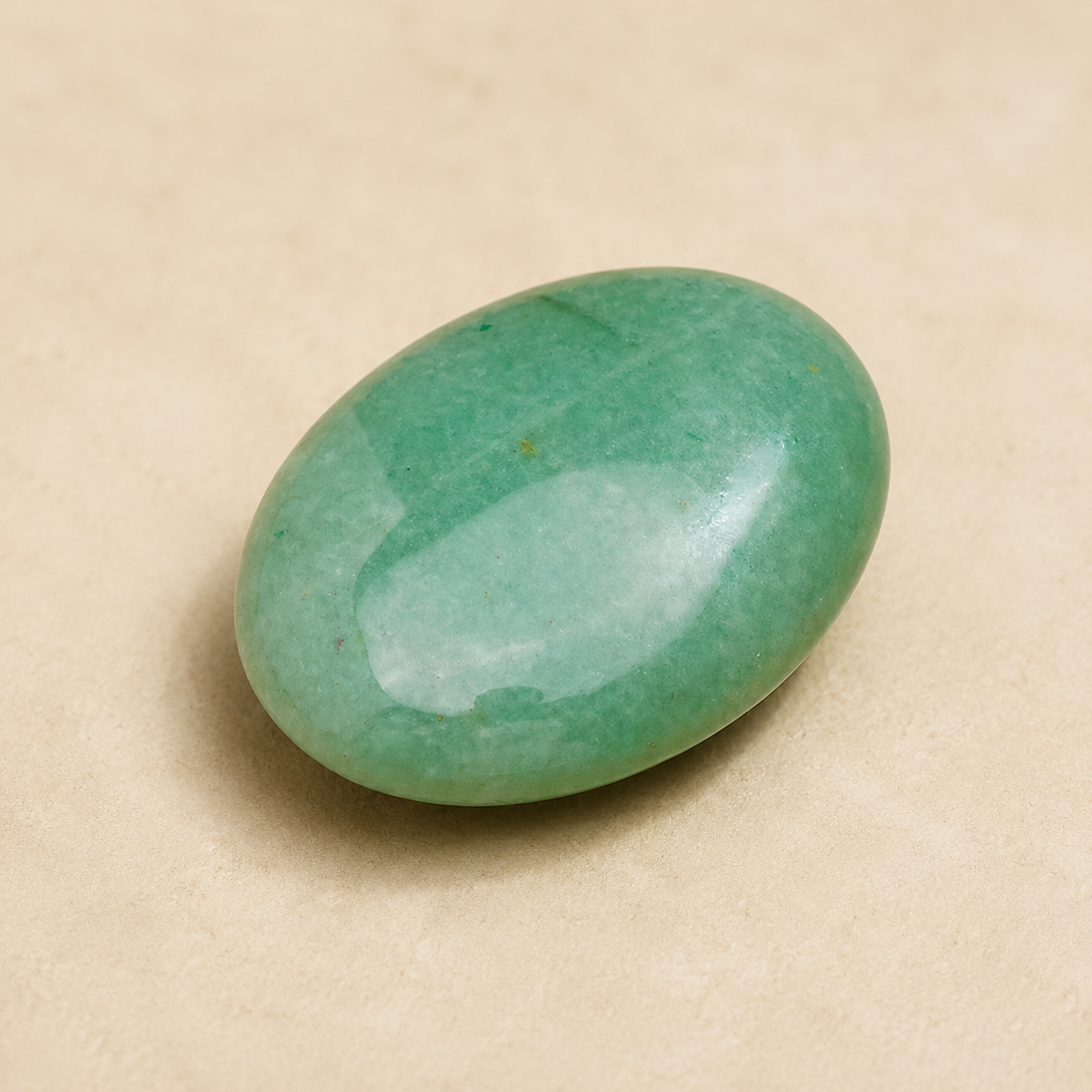 Aventurina Verde Natural Pulida — Piedra de Intención