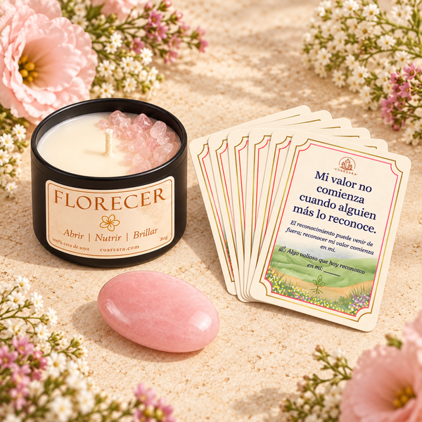 Set ritual mini Florecer con vela, cuarzo rosa y cartas de afirmación