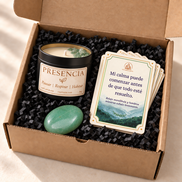 Mini set ritual Presencia en caja kraft con papel negro